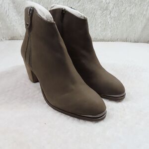 Diba Taupe Sequoia Suede Leather Booties 8M